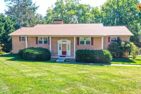 1505 Appley Dr, Morristown, TN 37814
