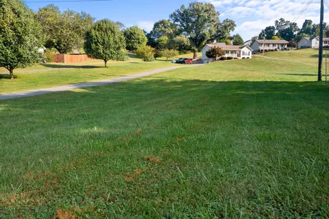 7794 Greenbriar Rd, Talbott, TN 37877 photo 35