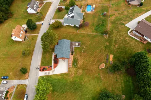 8189 W Pointe Dr, Talbott, TN 37877 photo 33