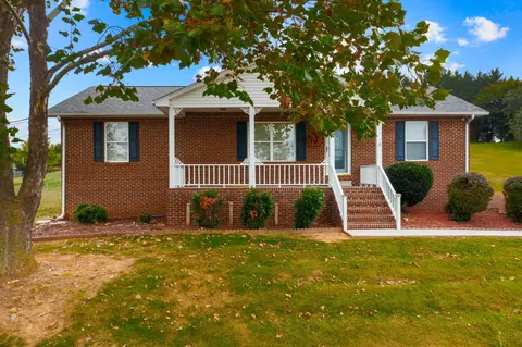 8189 W Pointe Dr, Talbott, TN 37877 photo 2