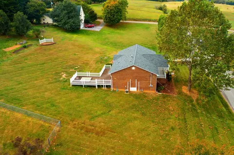 8189 W Pointe Dr, Talbott, TN 37877 photo 31