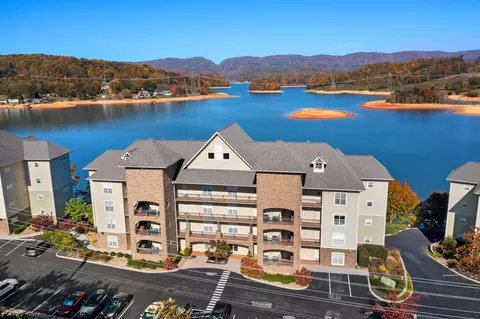 231 Sandpiper Ln UNIT B-301, Bean Station, TN 37708