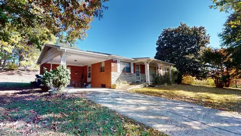 1161 River Rd, Morristown, TN 37813