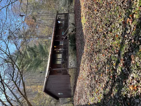 2767 Snake Hollow Rd, Sneedville, TN 37869