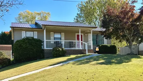 211 Virginia Ave, Morristown, TN 37814