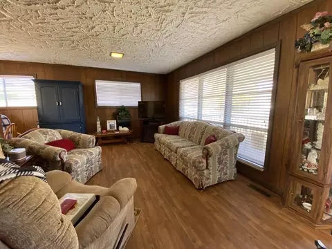 137 Navaho Tri Trl, Talbott, TN 37877 photo 3