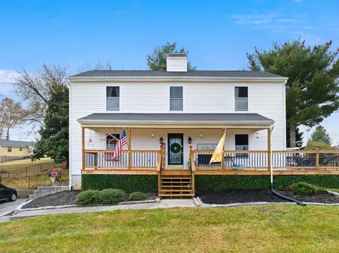 2587 Lakemont Cir, Morristown, TN 37813