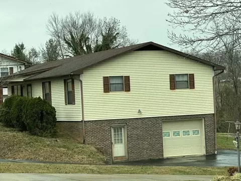 Exterior - 65 White Rd, Greeneville, TN 37745 photo 2 of 11