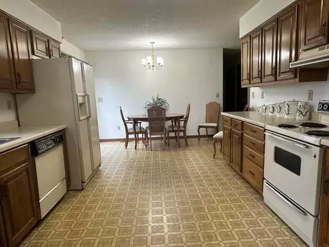 Kitchen - 65 White Rd, Greeneville, TN 37745 photo 3 of 3