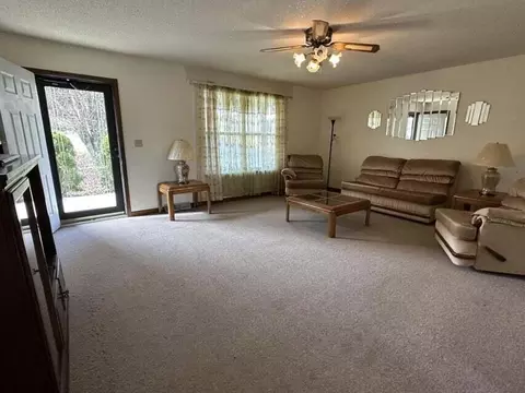 Living - 65 White Rd, Greeneville, TN 37745 photo 2 of 2