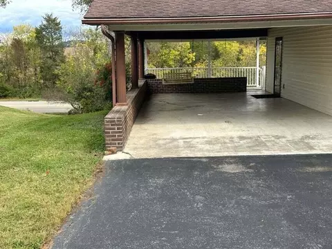 Exterior - 65 White Rd, Greeneville, TN 37745 photo 9 of 11