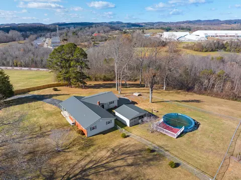 3072 Harrison Rd, White Pine, TN 37890 photo 2
