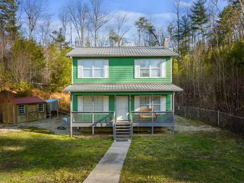 443 Lunsford Way, Cosby, TN 37722