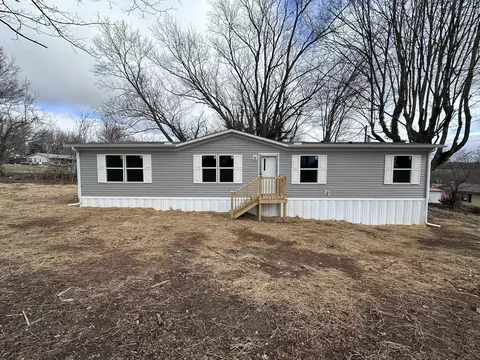 5796 N 3rd St, Russellville, TN 37860