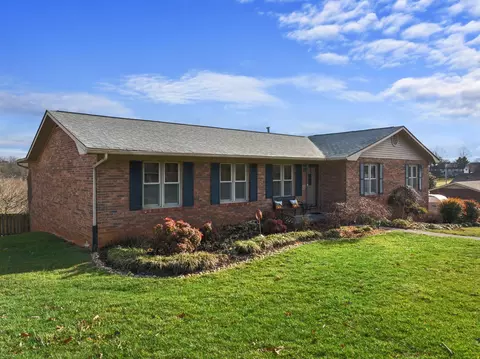 742 Barbara Dr, Talbott, TN 37877 photo 2