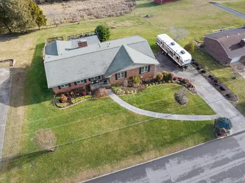 742 Barbara Dr, Talbott, TN 37877 photo 8