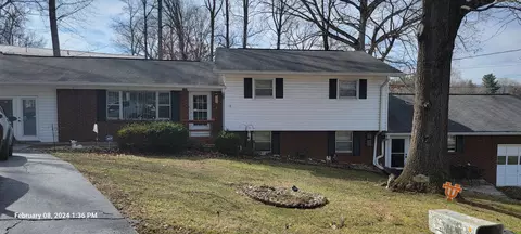 2465 Wayman St, Morristown, TN 37814