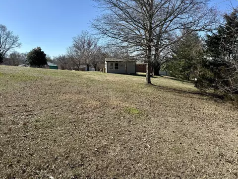 Exterior - 1624 Pleasant View Dr, Talbott, TN 37877 photo 7 of 13