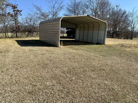 Exterior - 1624 Pleasant View Dr, Talbott, TN 37877 photo 10 of 13