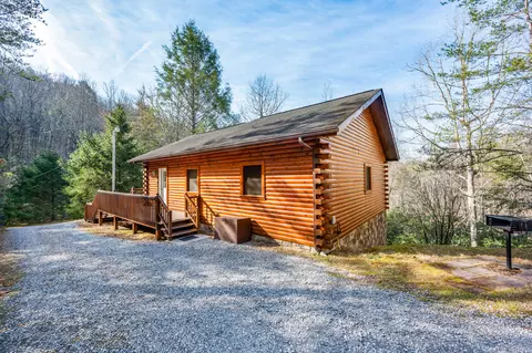 148 Dew Drop Way, Cosby, TN 37722