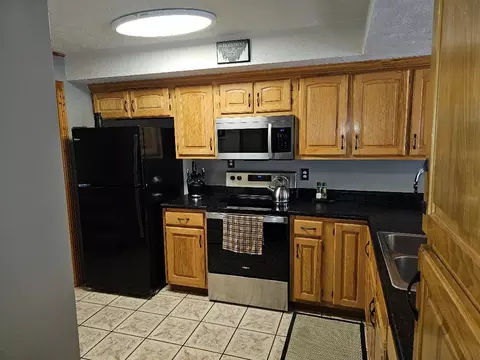 Kitchen - 224 Old Lee Hwy, Eidson, TN 37731 photo 3 of 5