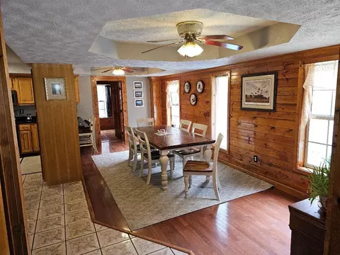 Dining - 224 Old Lee Hwy, Eidson, TN 37731 photo 1 of 2