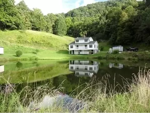 224 Old Lee Hwy, Eidson, TN 37731