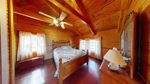 Bedroom - 279 Chilhowee Ln, Bean Station, TN 37708 photo 4 of 7