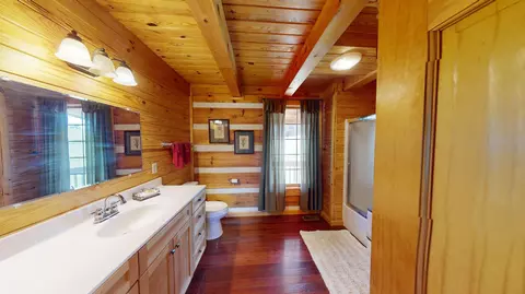 Bath - 279 Chilhowee Ln, Bean Station, TN 37708 photo 1 of 3