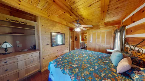 Bedroom - 279 Chilhowee Ln, Bean Station, TN 37708 photo 2 of 7