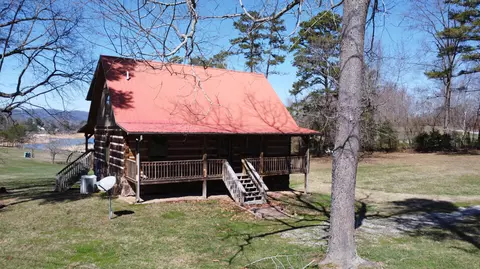 Exterior - 279 Chilhowee Ln, Bean Station, TN 37708 photo 3 of 10