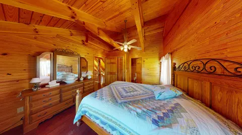 Bedroom - 279 Chilhowee Ln, Bean Station, TN 37708 photo 6 of 7