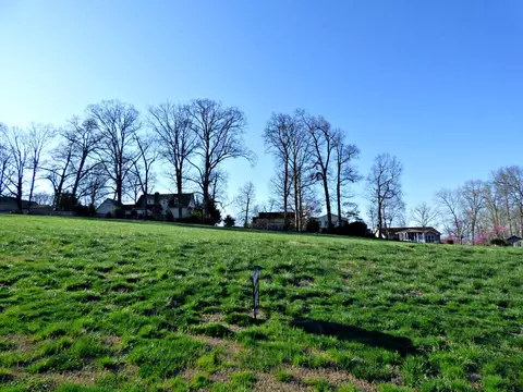 lot Apt 9 Fairway Dr, Dandridge, TN 37725