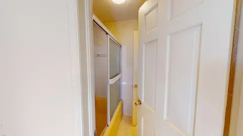 Bath - 386 Jerry Dr, Talbott, TN 37877 photo 5 of 6