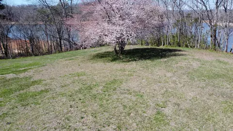 4400-4410 Harbor Dr, Morristown, TN 37814