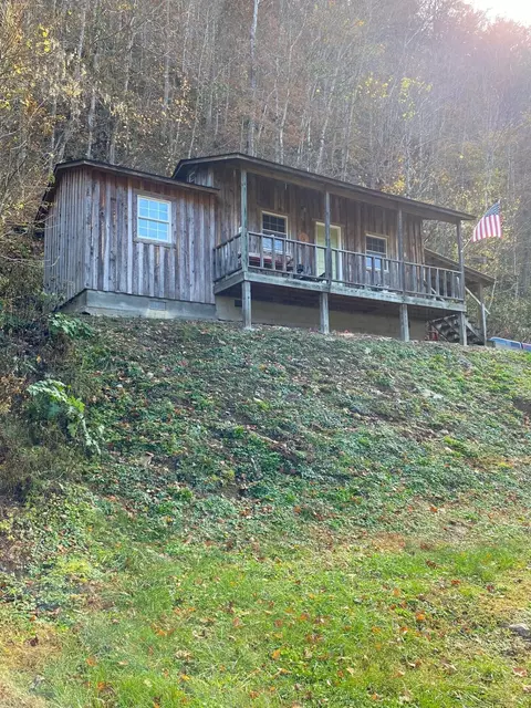 Exterior - 3510 Horton Ford Rd, Eidson, TN 37731 photo 5 of 5