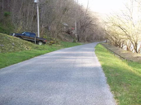 Exterior - 3510 Horton Ford Rd, Eidson, TN 37731 photo 3 of 5