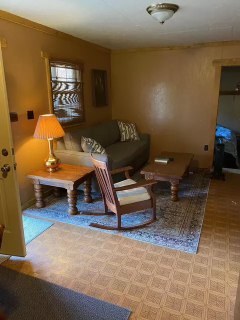 Living - 3510 Horton Ford Rd, Eidson, TN 37731 photo 2 of 2