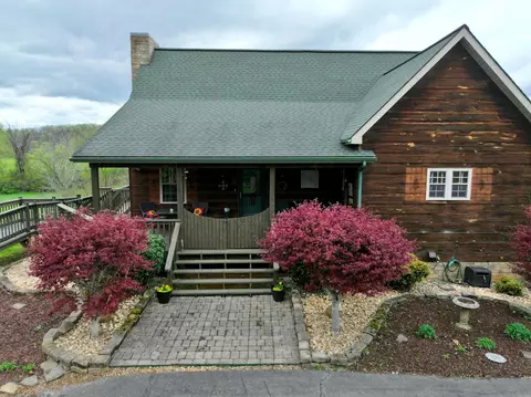 1413 Fairfax Rd, Newport, TN 37821
