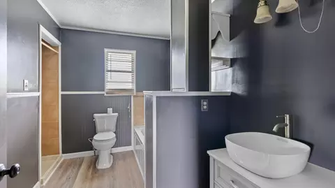 Bath - 134 Elm St, Bean Station, TN 37708 photo 2 of 2