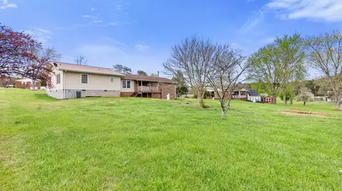 Exterior - 134 Elm St, Bean Station, TN 37708 photo 3 of 6