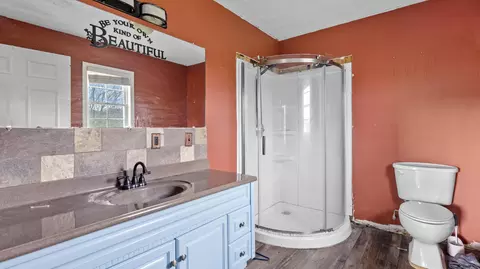 Bath - 134 Elm St, Bean Station, TN 37708 photo 1 of 2