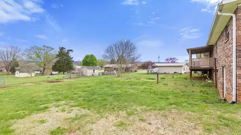 Exterior - 134 Elm St, Bean Station, TN 37708 photo 6 of 6