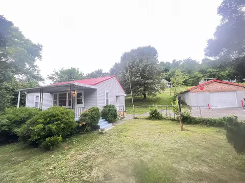 1709 N Liberty Hill Rd, Morristown, TN 37814