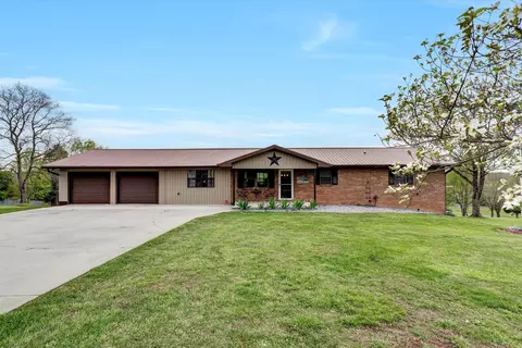 513 Canter Ln, Dandridge, TN 37725