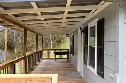 Exterior - 917 Hodgetown Rd, Rutledge, TN 37861 photo 4 of 7