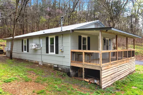 Exterior - 917 Hodgetown Rd, Rutledge, TN 37861 photo 3 of 7