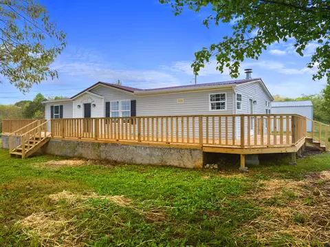 270 Lyle Ln, Bean Station, TN 37708 photo 2