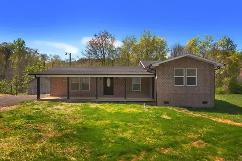 3243 Cherokee Dr, Morristown, TN 37814