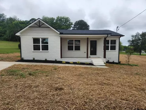 1831 Green Hill Dr, Morristown, TN 37814